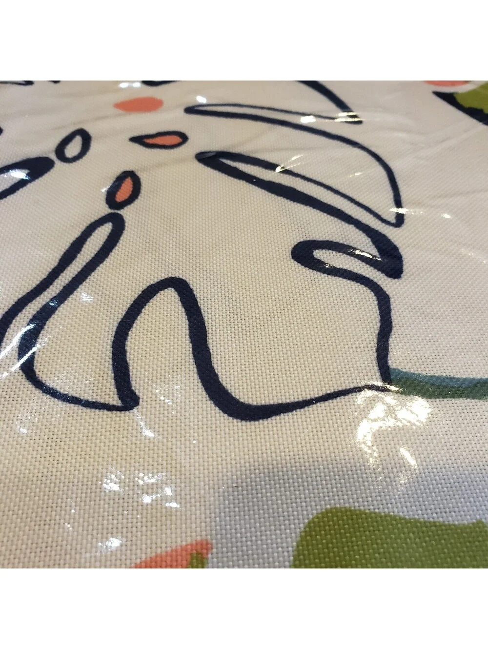 HD Designs Tropicana Tablecloth 52